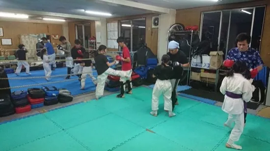 格闘技スクール　勇真会